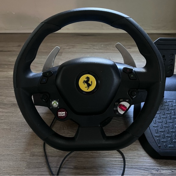 THRUSTMASTER Ferrari 485 RW Xbox 360 (V.4) Video Game Controller Working/Tested - Picture 2 of 6